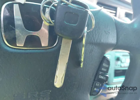 2004 Honda Odyssey Ex-L from USA, damaged, VIN 5FNRL18964B069905